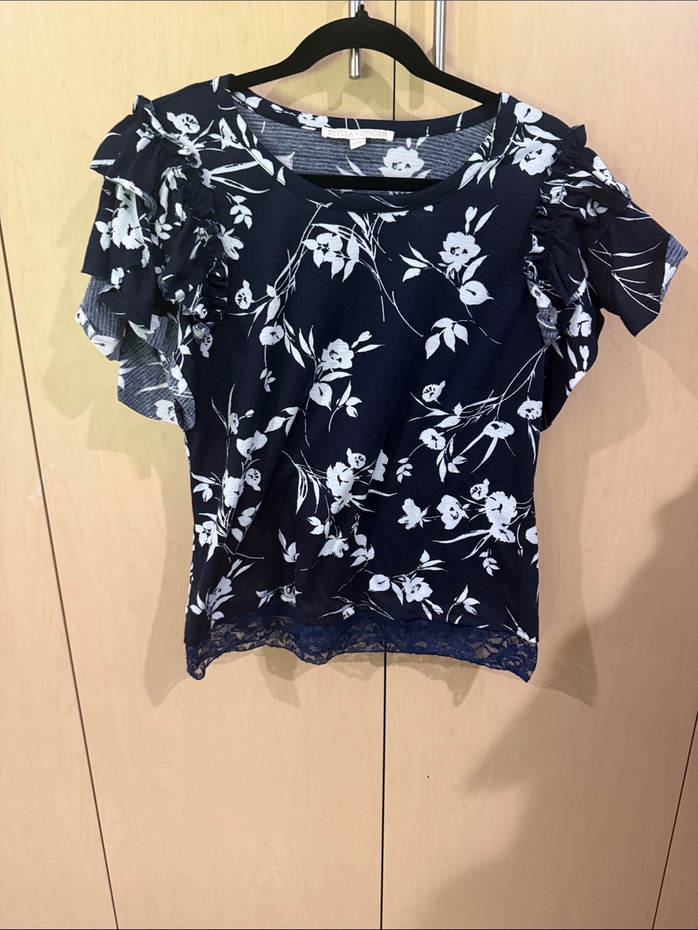 Floral Ruffle Sleeve Navy Blouse with Lace Hem